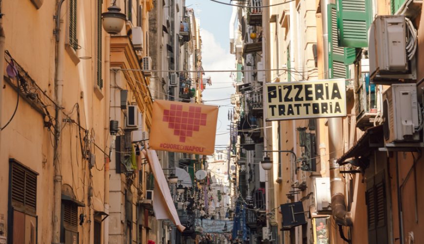 Via dei Tribunali Napoli: cosa vedere e cosa fare